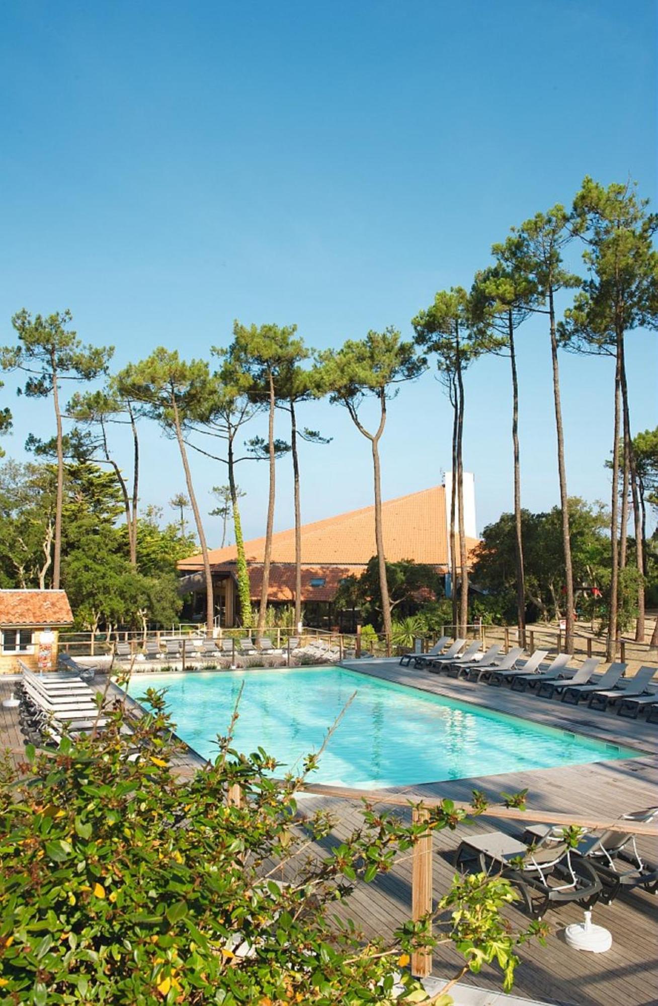 Residence Vacances Bleues Domaine De L'Agreou Сеньос Экстерьер фото